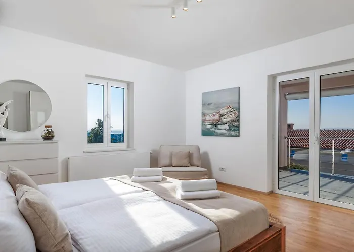 Apartamento Stunning In Kostrena