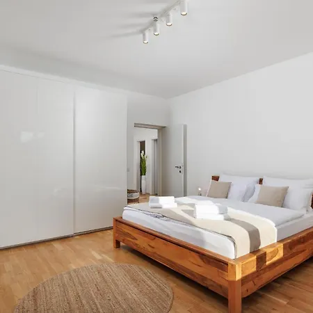 Appartement Beautiful In *
