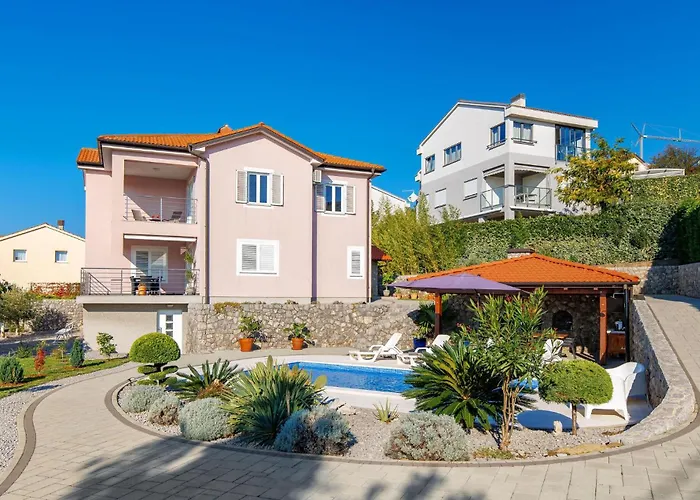 Stunning In Apartment