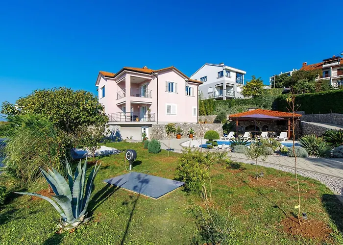 Stunning In Kostrena